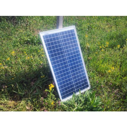 Hunor Integrált vezérlős napelem 30W